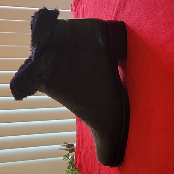 NIB H by Halston women's leather boots - Picture 8 of 13